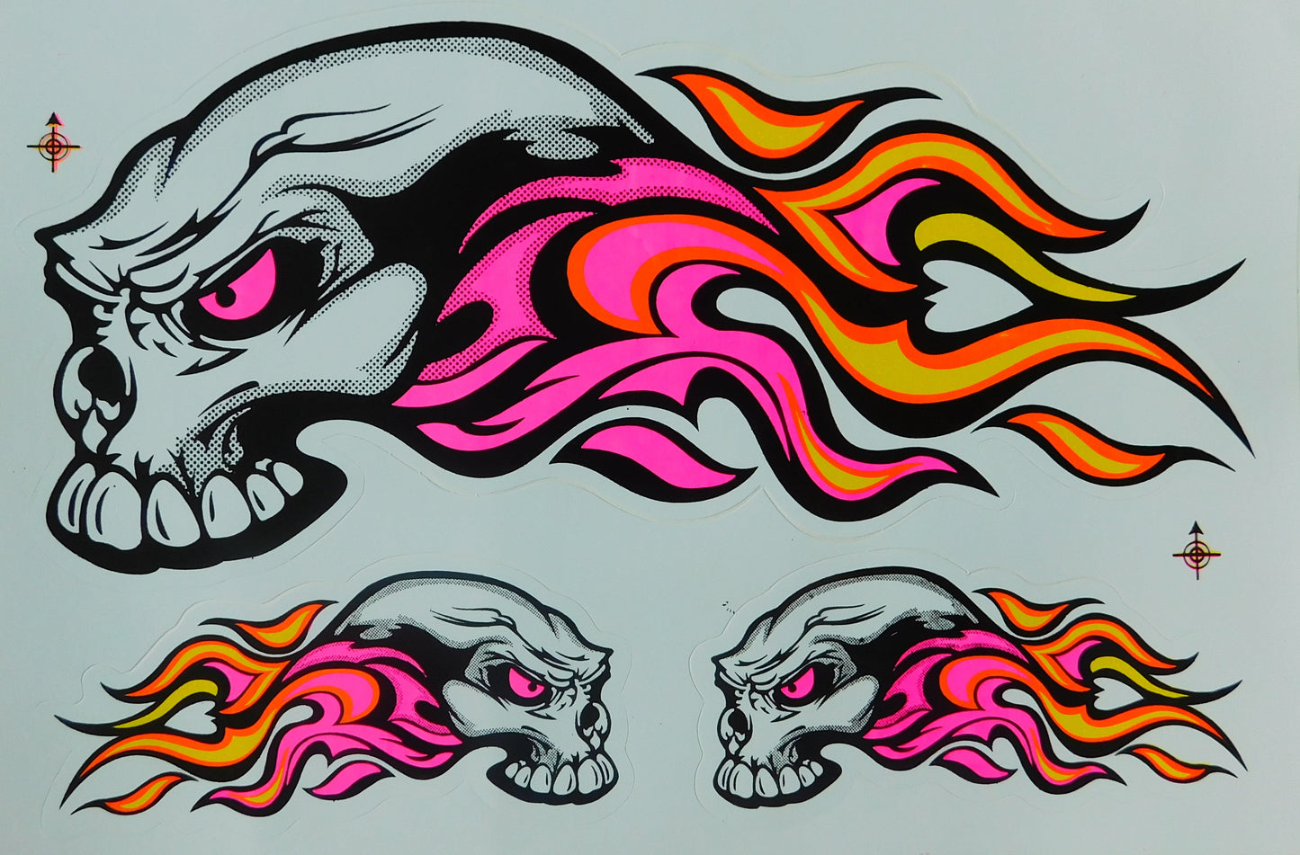 Flammen Totenkopf Skull Aufkleber Sticker Motorrad Roller Skateboard Auto Tuning Modellbau selbstklebend 136