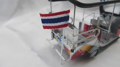 *** Bavaria Beer *** Detailgetreue Handgefertigte Nachbildung: TUK TUK Taxi aus Thailand - 14x7x6 cm